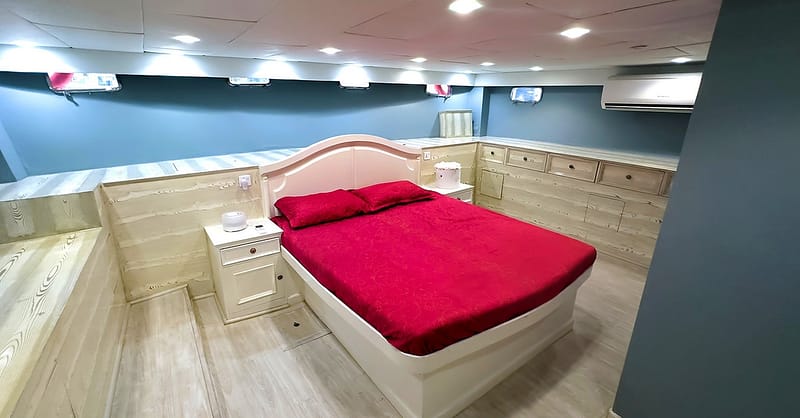 Set Sail On Luxury: One Or Two Hour Cruise For Every Occasion! Dubai Shafqa.com Online Shopping, Best Prices in Dubai UAE 6