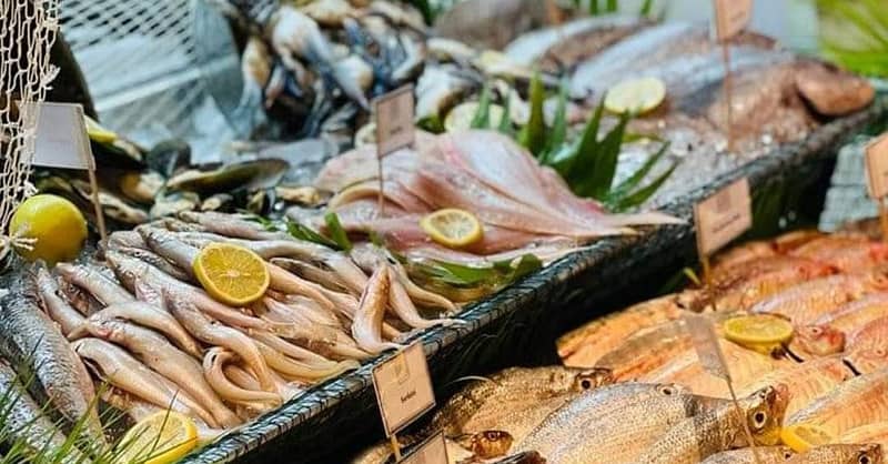 Sip And Savour: Premium Italian / Seafood Night With Soft Drinks Abu Dhabi Shafqa.com Online Shopping, Best Prices in Dubai UAE 4