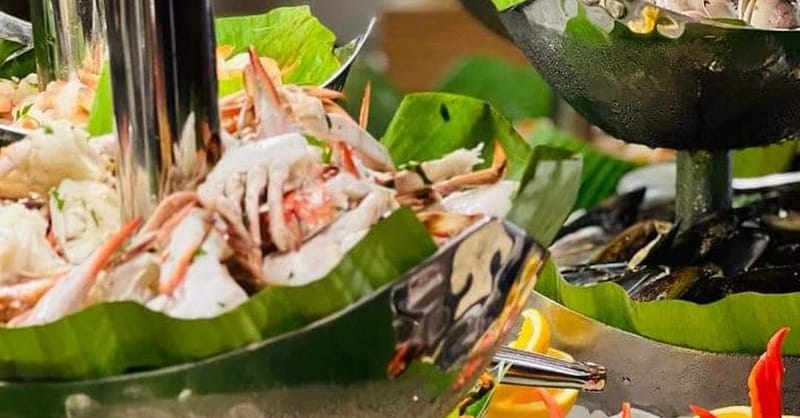 Sip And Savour: Premium Italian / Seafood Night With Soft Drinks Abu Dhabi Shafqa.com Online Shopping, Best Prices in Dubai UAE 8