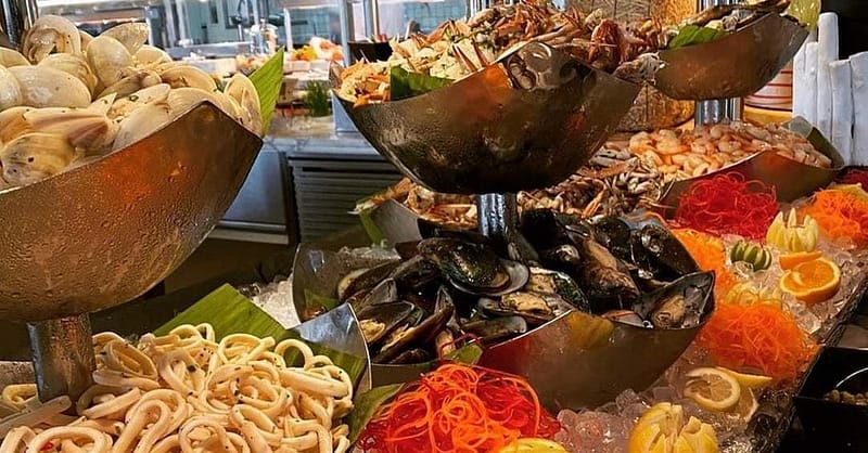 Sip And Savour: Premium Italian / Seafood Night With Soft Drinks Abu Dhabi Shafqa.com Online Shopping, Best Prices in Dubai UAE 9