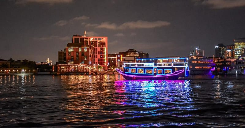 Starry Night Dhow Dinner Cruise Dubai Shafqa.com Online Shopping, Best Prices in Dubai UAE 4