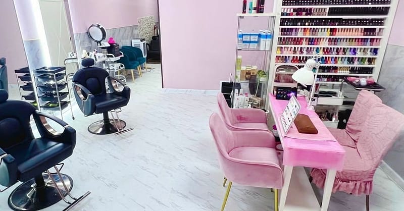 Transform Your Look: Hair Wash, Blow Dry, Haircut And Roots Touch Up Dubai Shafqa.com Online Shopping, Best Prices in Dubai UAE 3