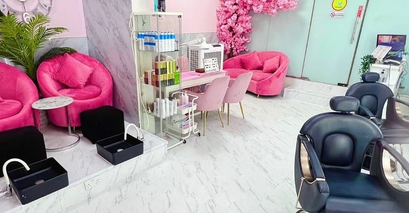 Transform Your Look: Hair Wash, Blow Dry, Haircut And Roots Touch Up Dubai Shafqa.com Online Shopping, Best Prices in Dubai UAE 4