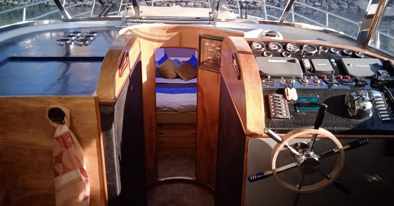 Yacht Cruise With Bbq And Soft Beverages At Captain Adventure Dubai Shafqa.com Online Shopping, Best Prices in Dubai UAE 7