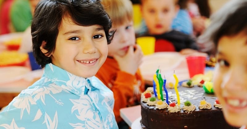 Fun Filled Silver Or Gold Party Package For Up To Ten Kids! Dubai Shafqa.com Online Shopping, Best Prices in Dubai UAE 2