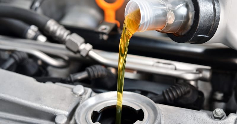 Smooth Sailing W/ 4 Or 6 Cyl – 10,000km 4l Or 6l Oil Change W/ Filter Dubai Shafqa.com Online Shopping, Best Prices in Dubai UAE 2