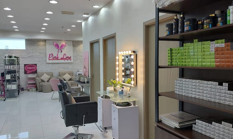 A Hair Wash, Blowdry, Haircuts, Hot Oil Treatment, Hairmask & More Dubai Shafqa.com Online Shopping, Best Prices in Dubai UAE 7