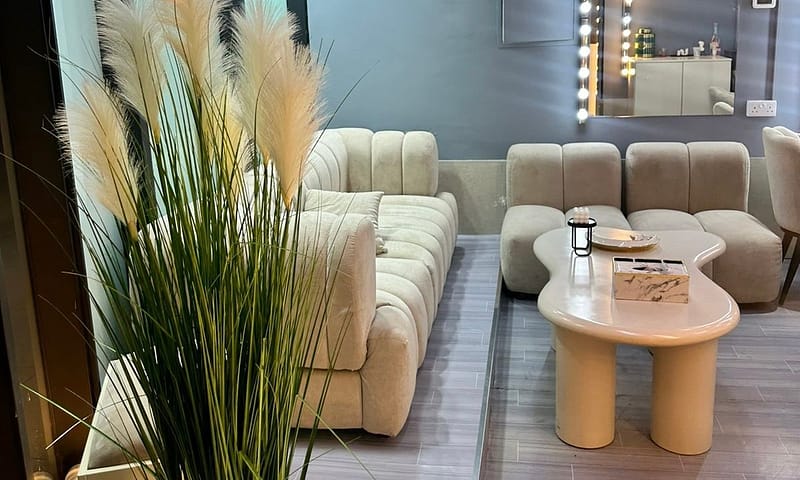 Signature Gel Manicures And Organic Pedicures For A Unique Experience Dubai Shafqa.com Online Shopping, Best Prices in Dubai UAE 5