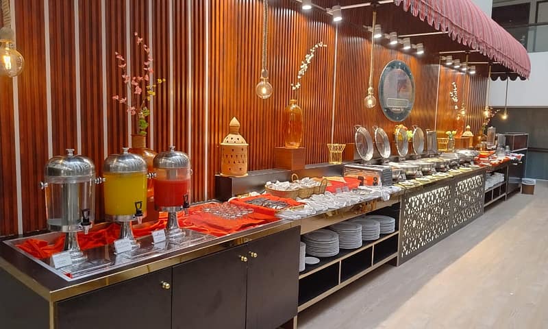 Luxurious Accommodations With Prime Location And Culinary Excellence Dubai Shafqa.com Online Shopping, Best Prices in Dubai UAE 2